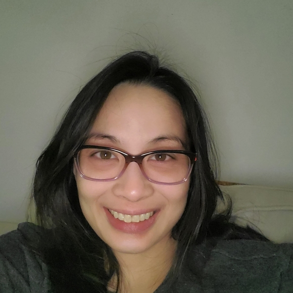 Meet your Posher, Karen - Picture 3 of 3